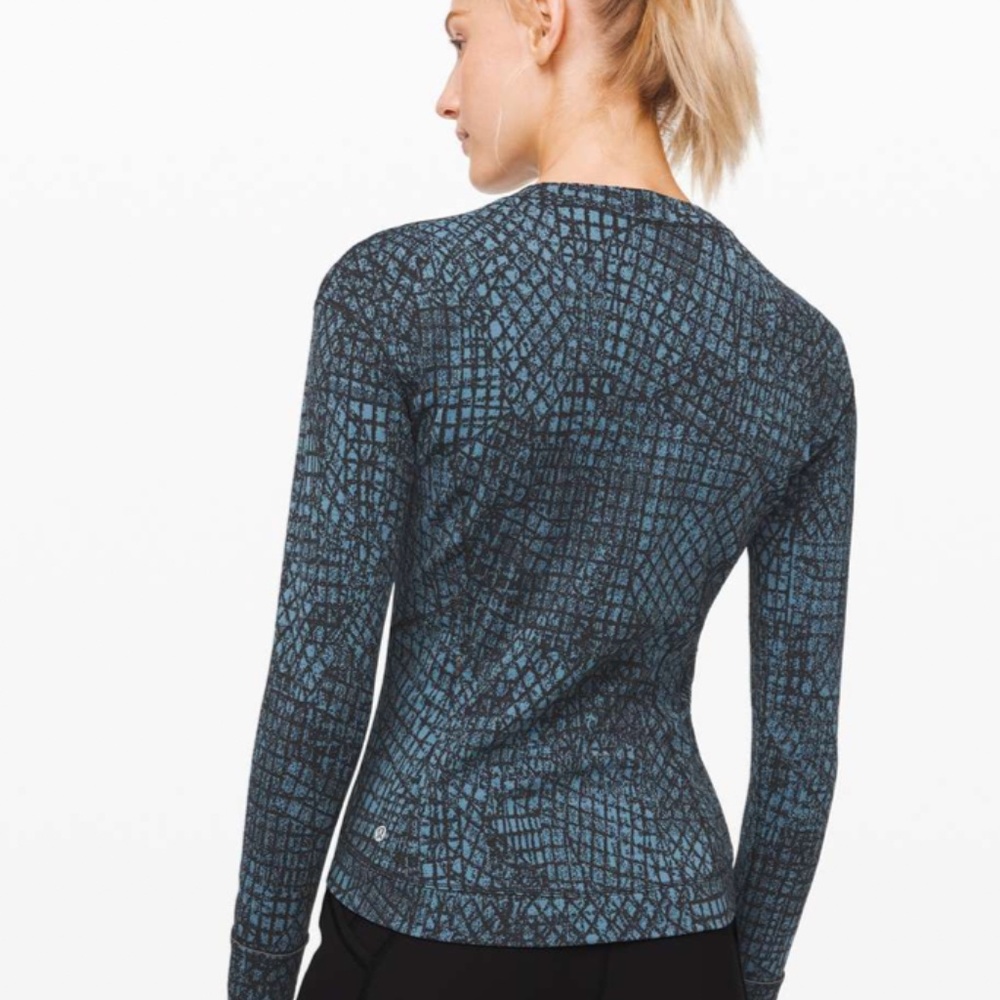 Close to Crossing Long Sleeve - LULULEMON (Newish!)